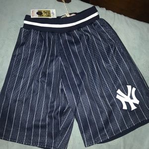 yankees shorts